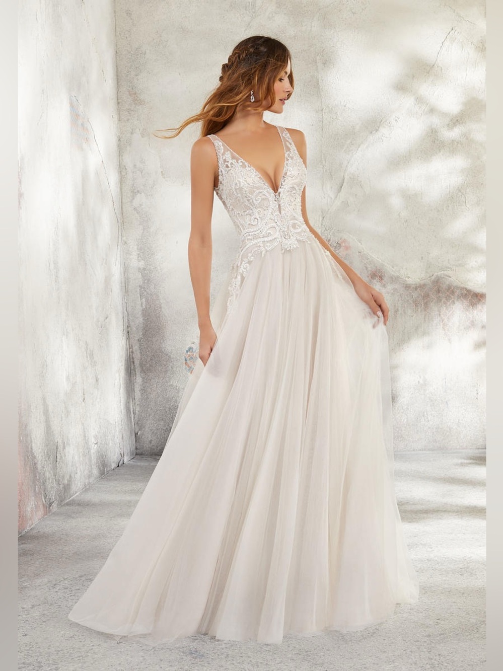 MoriLee Size 8 Ivory/Rose A-Line Ballgown Embroidered Bodice Style #5681 Leonita